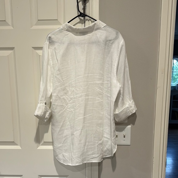 Chico's White Casual Button Down Shirt Relaxed Fit - Picture 3 of 3